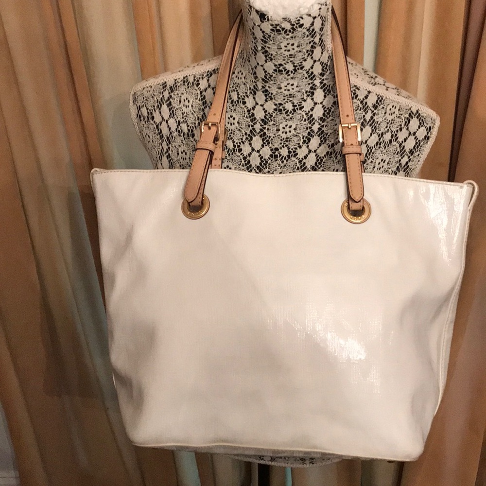 Michael Kors Bright white patent logo purse